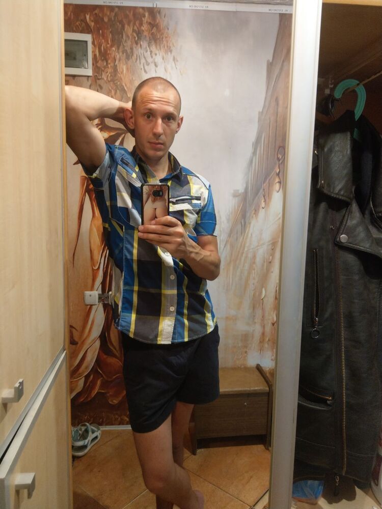  44173517  Semyon, 32 ,    