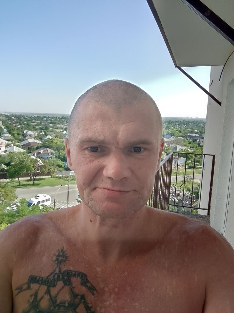  44338027  , 41 ,    