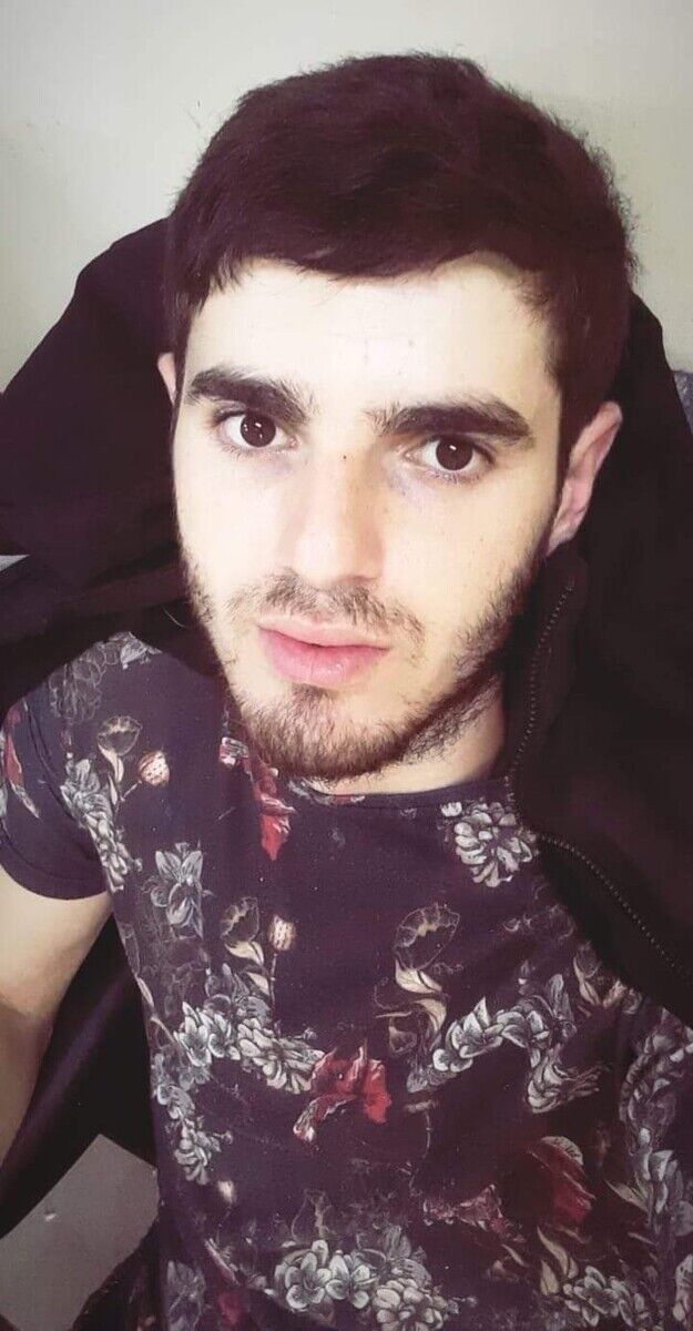  20573647  Huso, 29 ,    