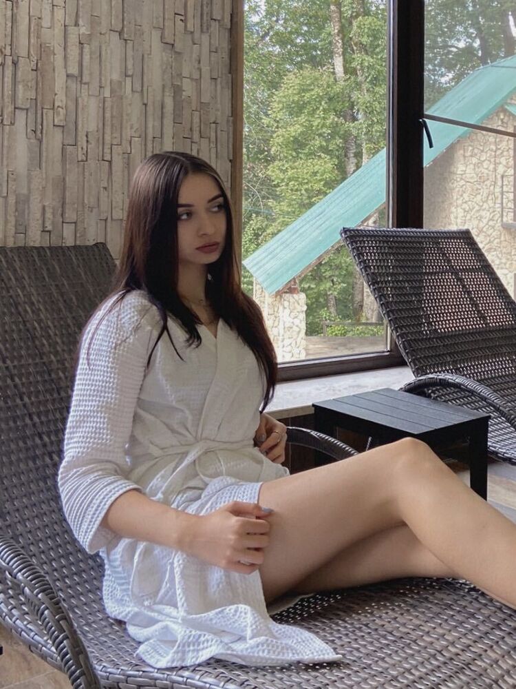  31847397  , 22 ,    --