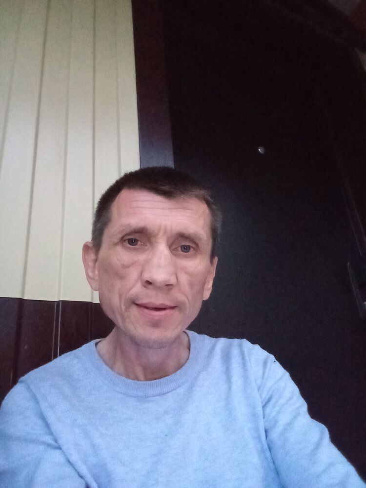  46065997  Sergey, 44 ,    