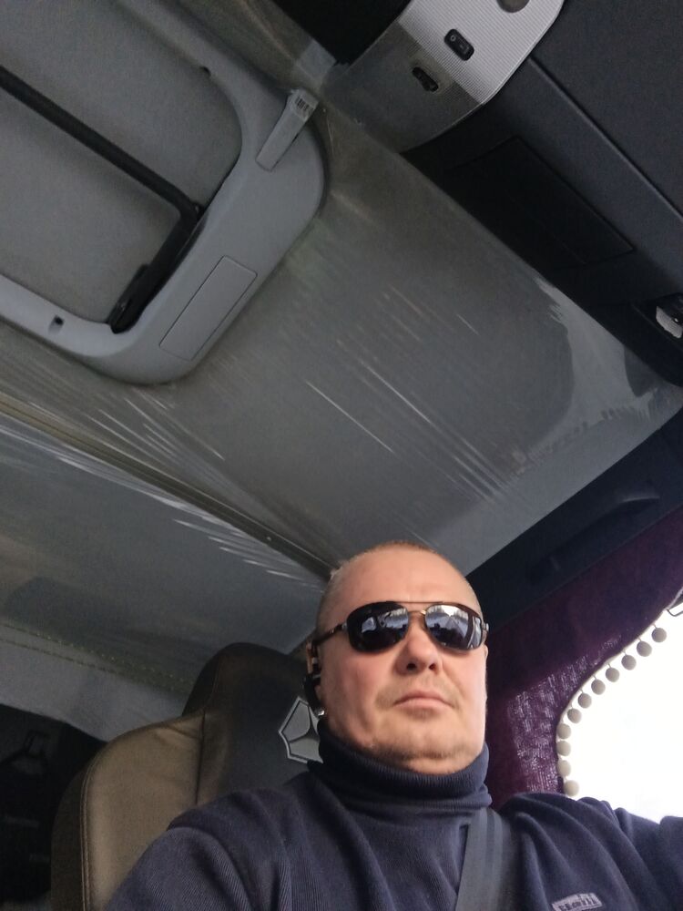  ,   Aleksei, 47 ,   ,   , c , 