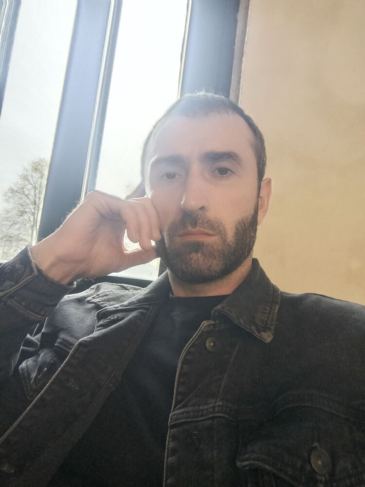  54670817  Ruslan, 35 ,    