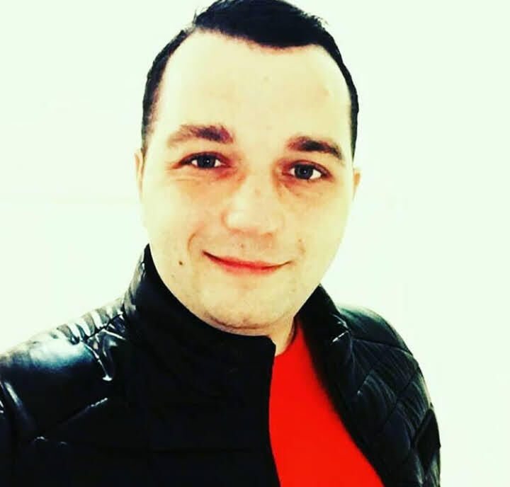  52827327  Sergey, 36 ,    