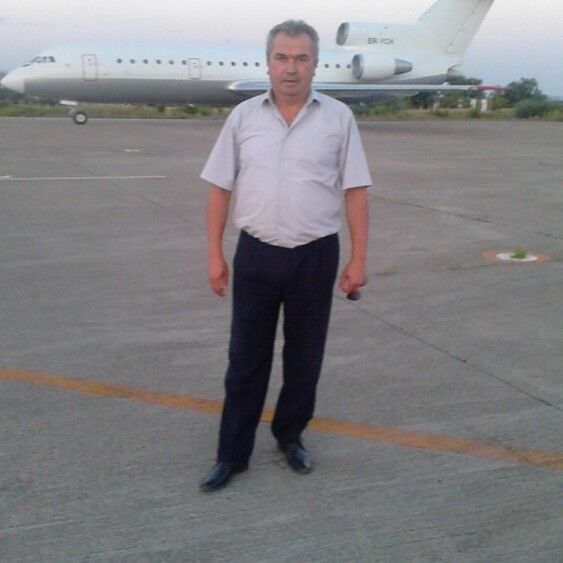  5674497  GHenadii, 66 ,    