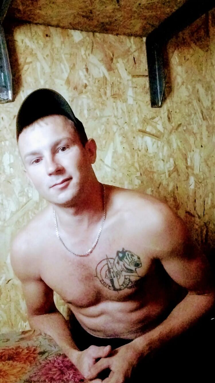  ,   Ivan, 32 ,   ,   , c , 