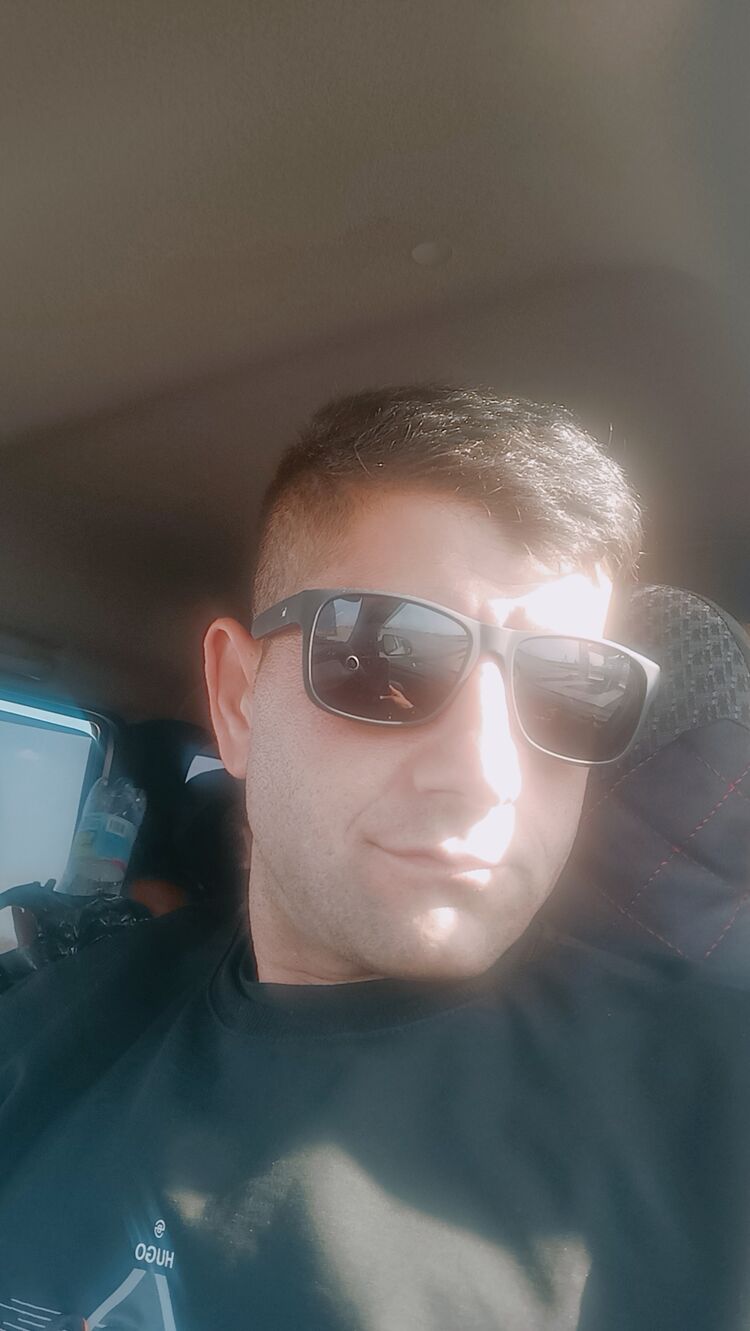  42397807  Alisher, 24 ,    