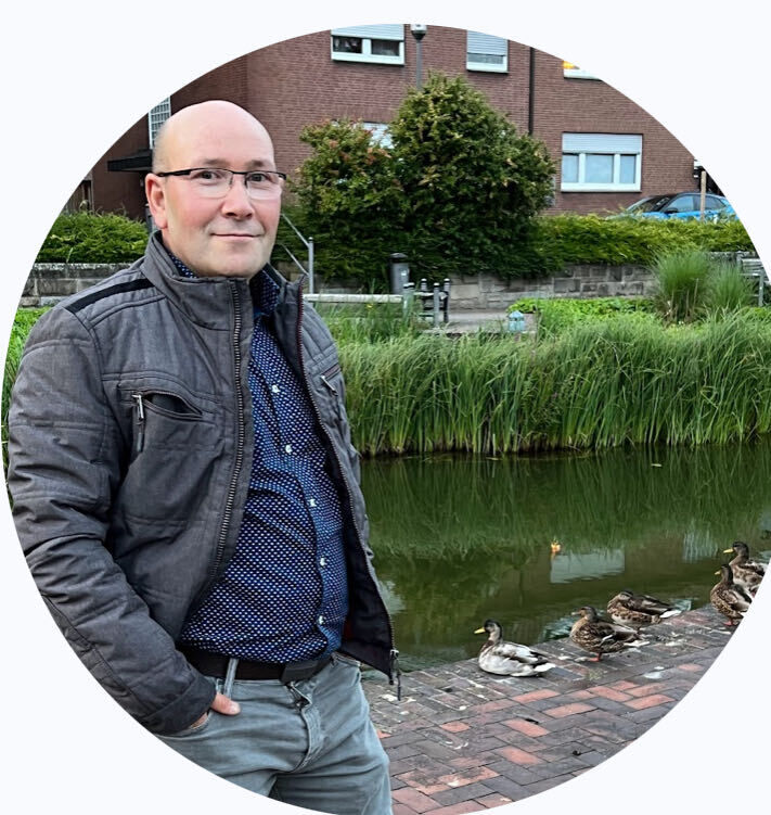  52886807  Deniz, 47 ,    Essen