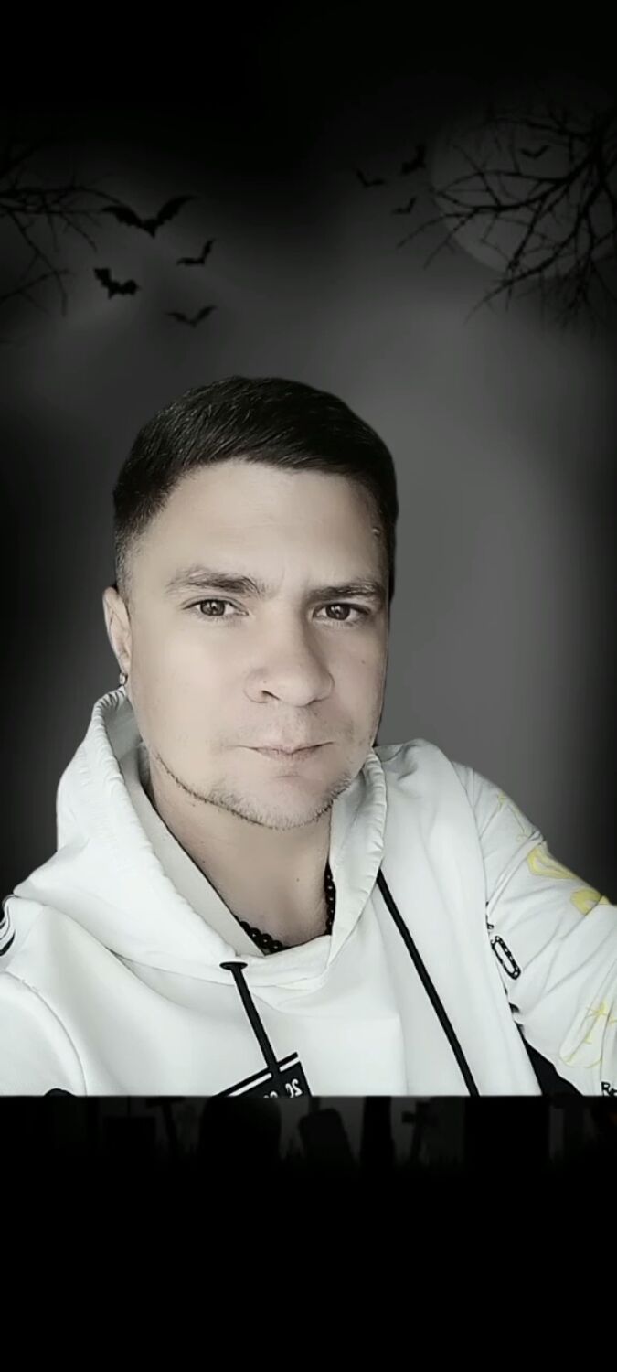 38856377  Aleksey, 40 ,    