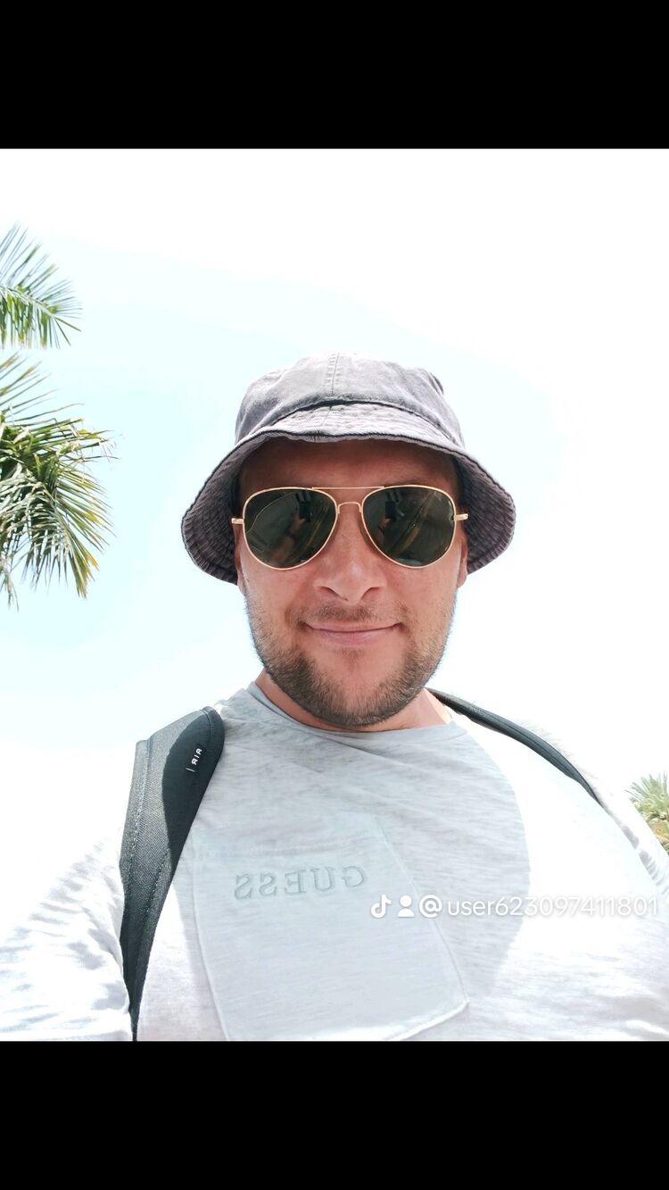  ,   Pavel, 33 ,   ,   , c 