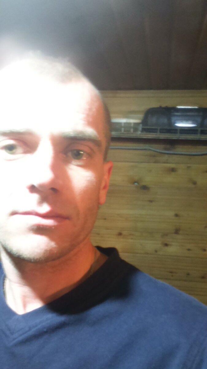  15374147  Oleg, 45 ,    