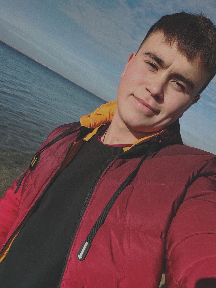  42833547  Dzhevdet, 22 ,    