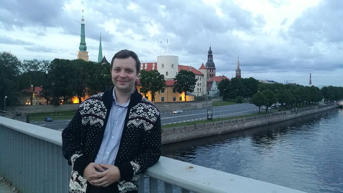  10281917  , 43 ,    -