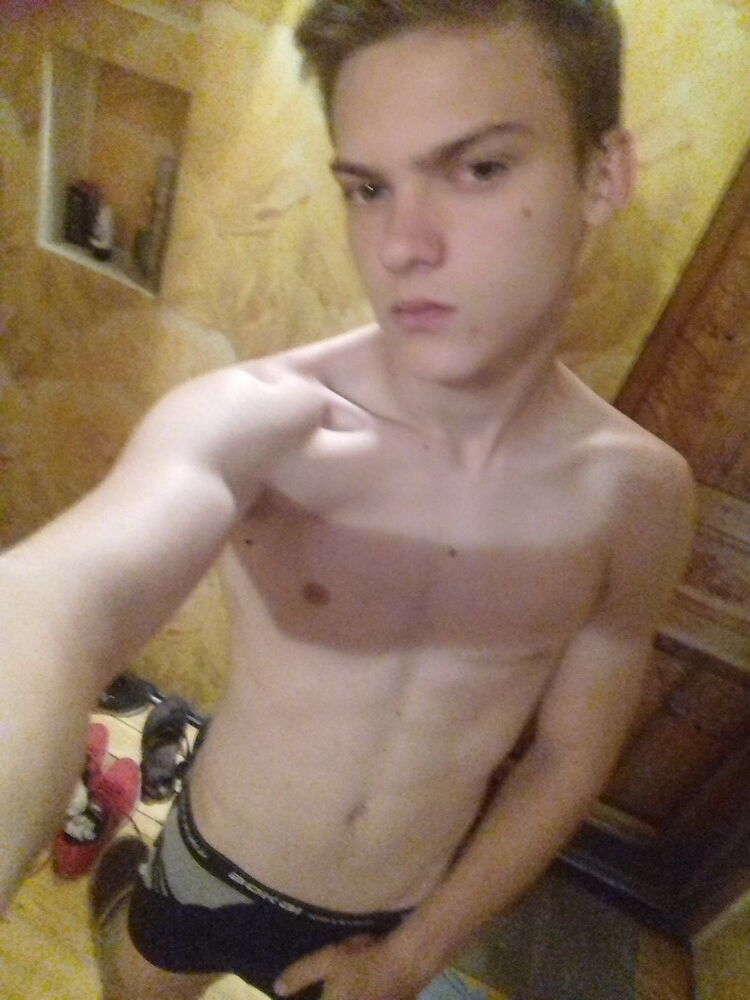  9821647  , 27 ,    