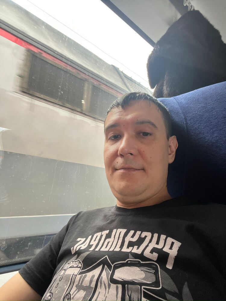  52737557  , 36 ,     