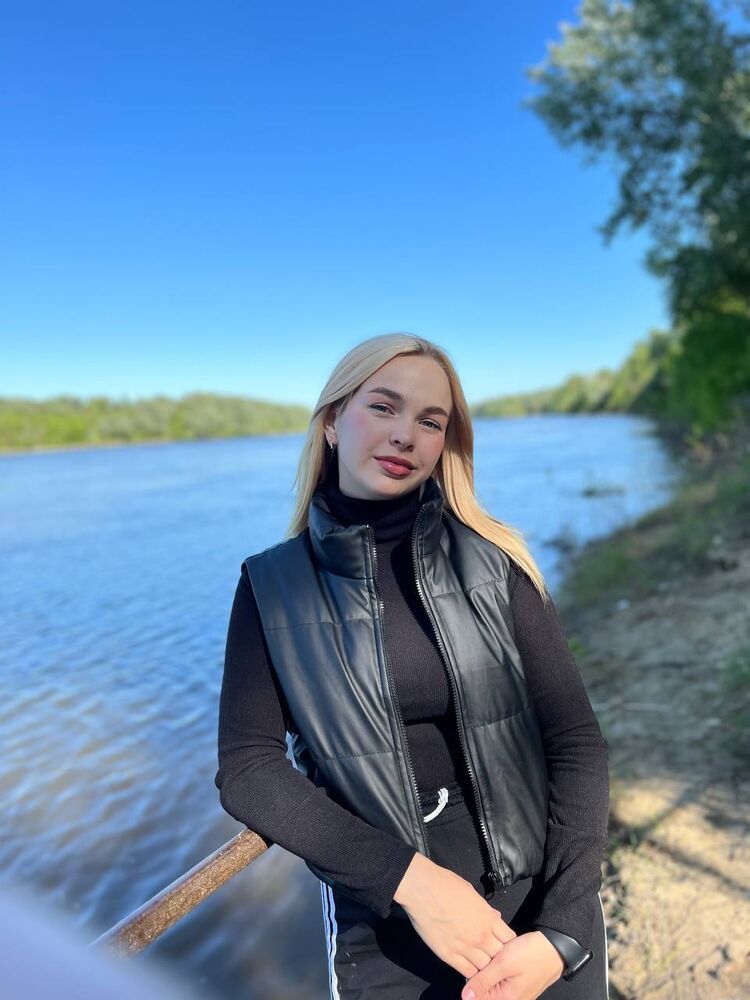  --,   , 20 ,   