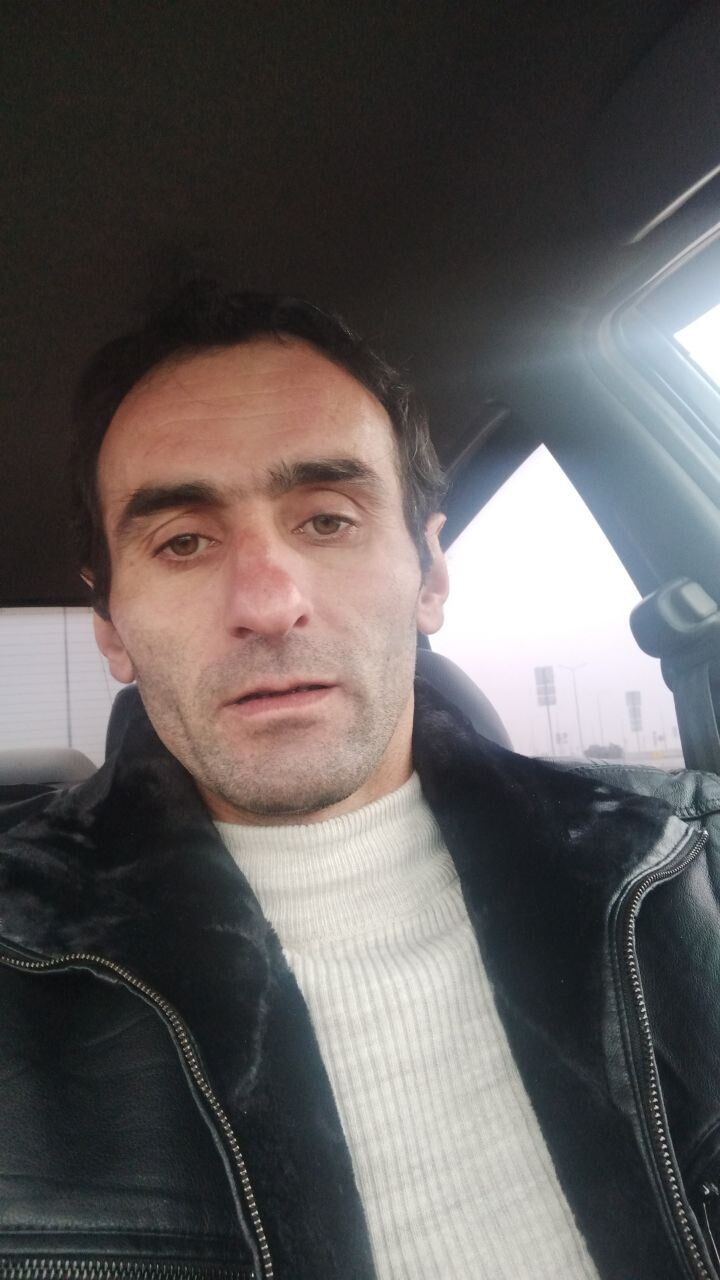  ,   Sargis, 37 ,   ,   , c , 