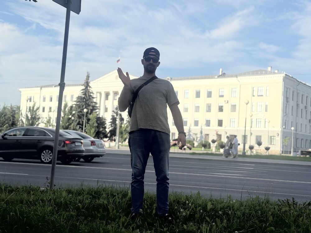  ,   Kamran, 32 ,   ,   