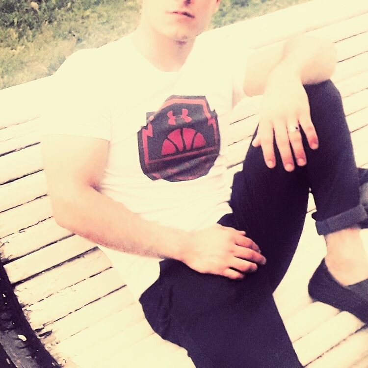  ,   Omar, 32 ,   , 