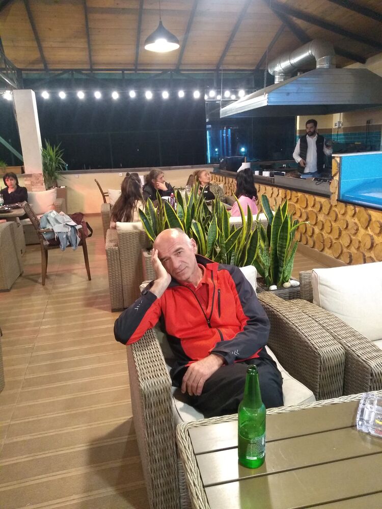  ,   Zaza, 51 ,   ,   