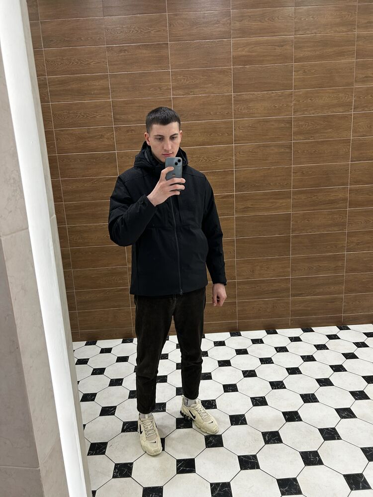  43132947  , 26 ,    