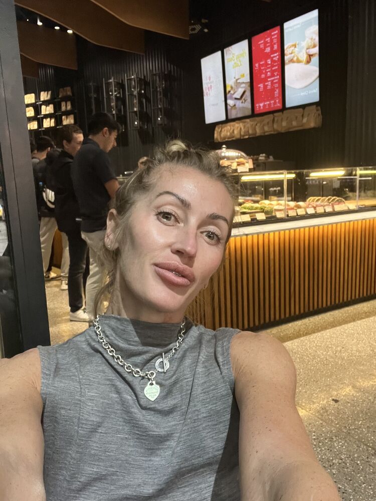  54795977  Olya, 38 ,    