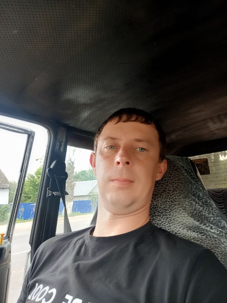  44879097  , 33 ,    