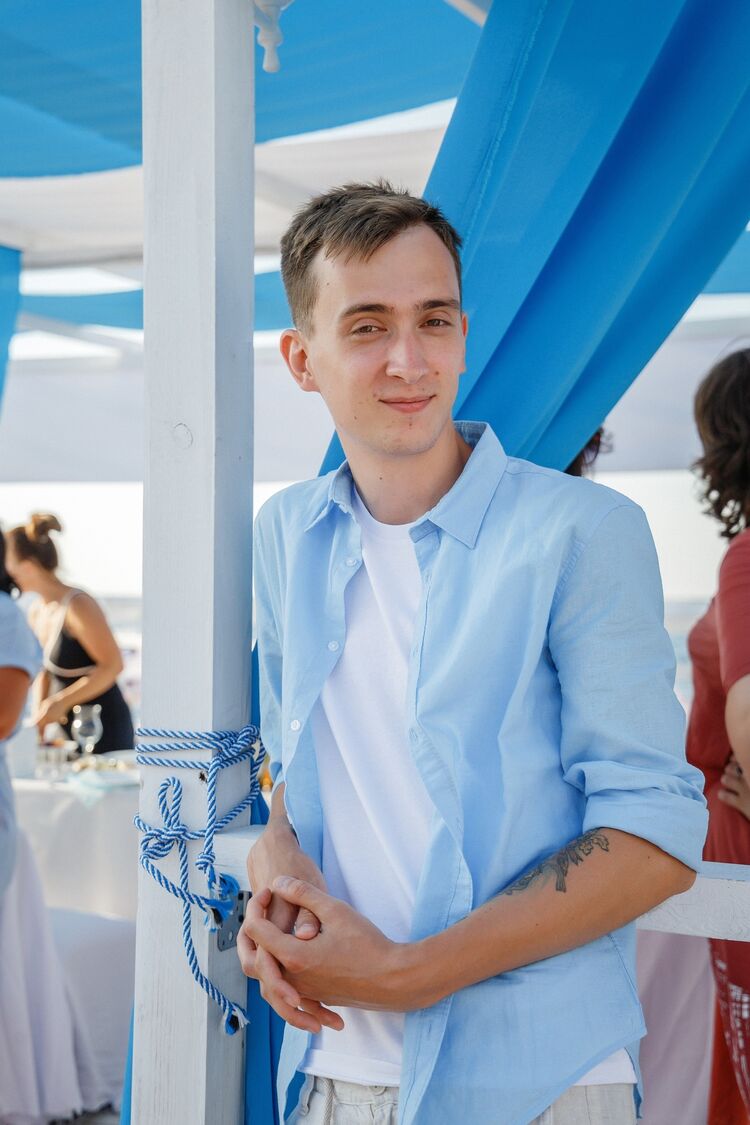 ���� 25460557 ������� ������, 32 ����, ���� ���������� � �����������