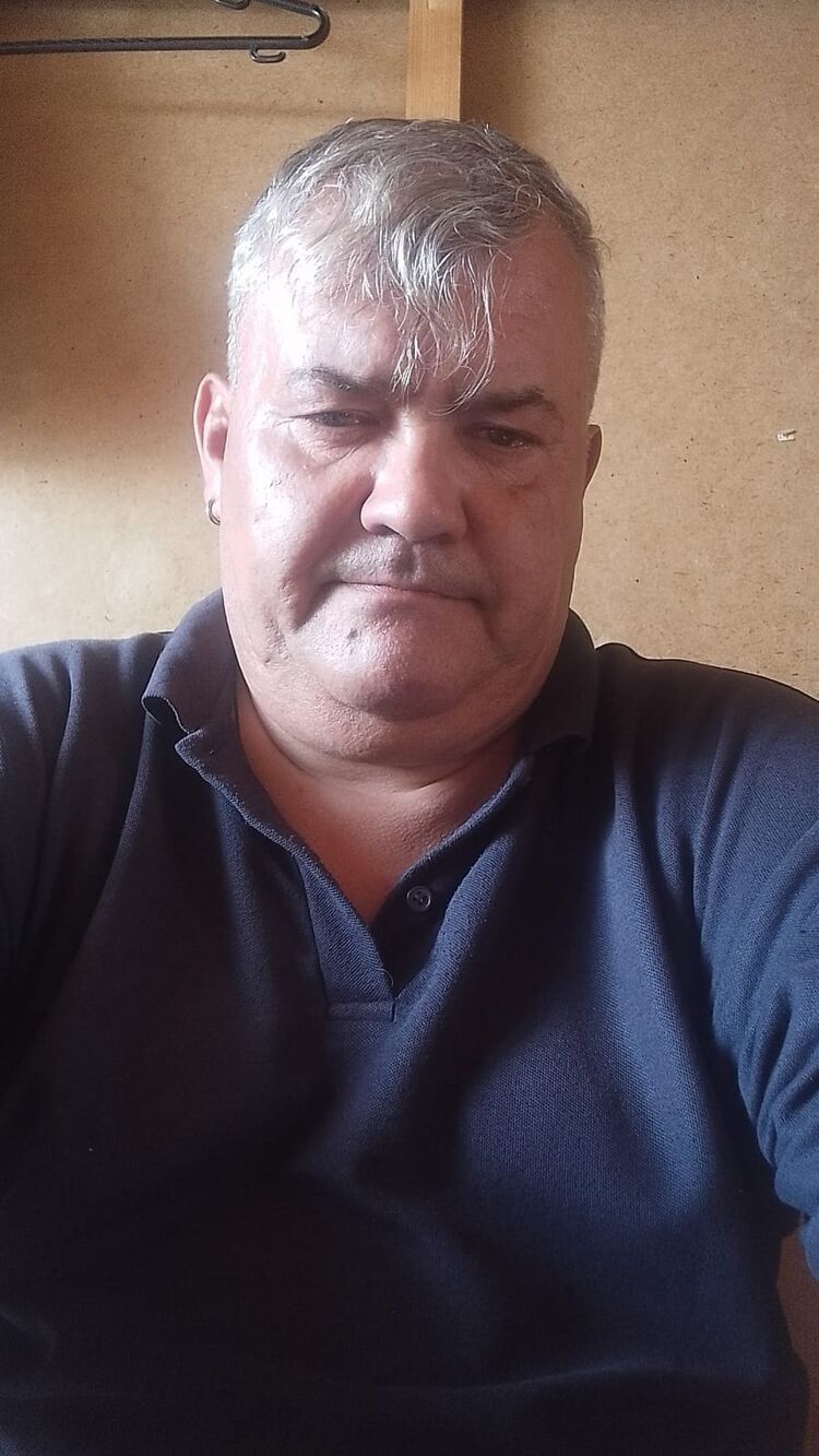  47681687  Den, 48 ,    