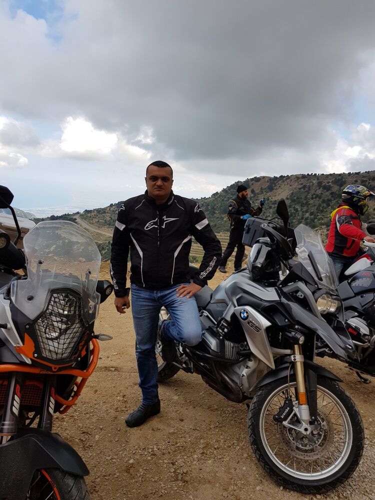  ,   Nazem, 35 ,   ,   , c 
