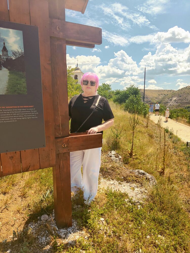  52705457  Liudmila, 59 ,    