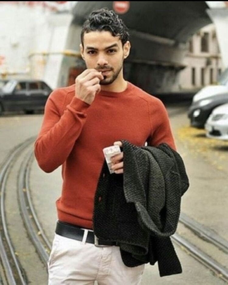  ,   Adam, 33 ,   ,   