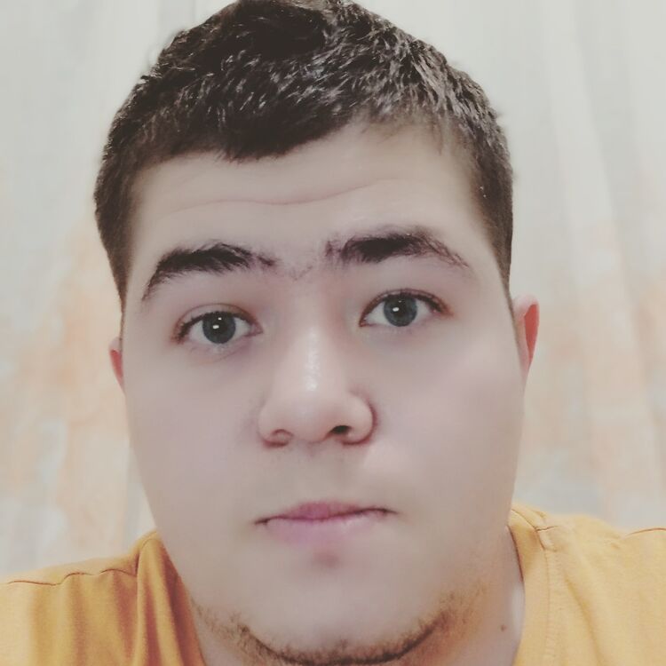  ,   Artyom, 32 ,   ,   