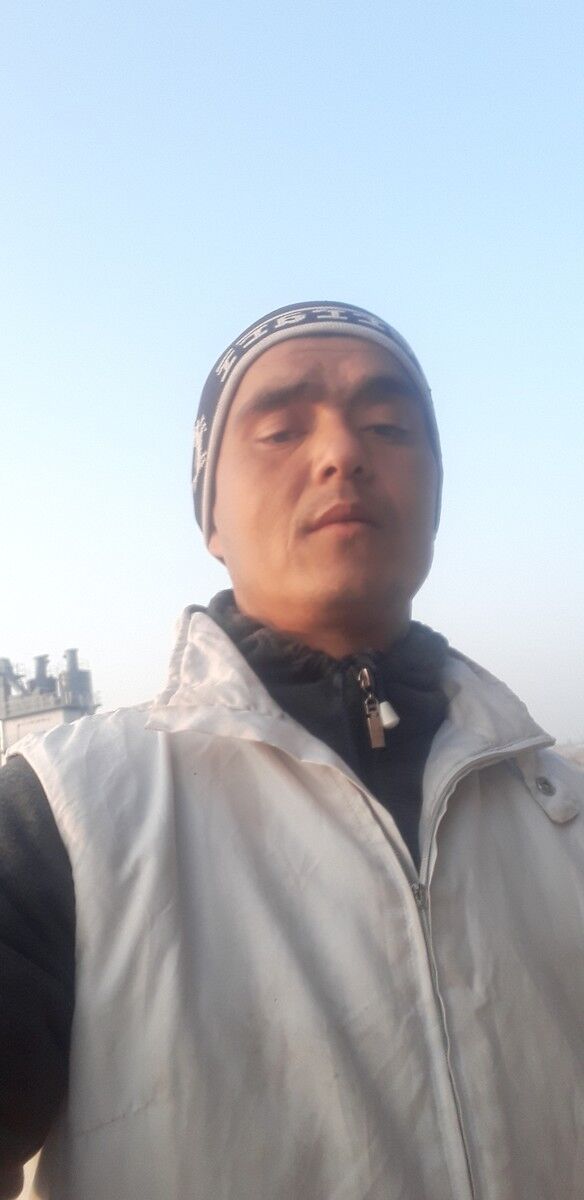  18098387  Ismoil, 41 ,    
