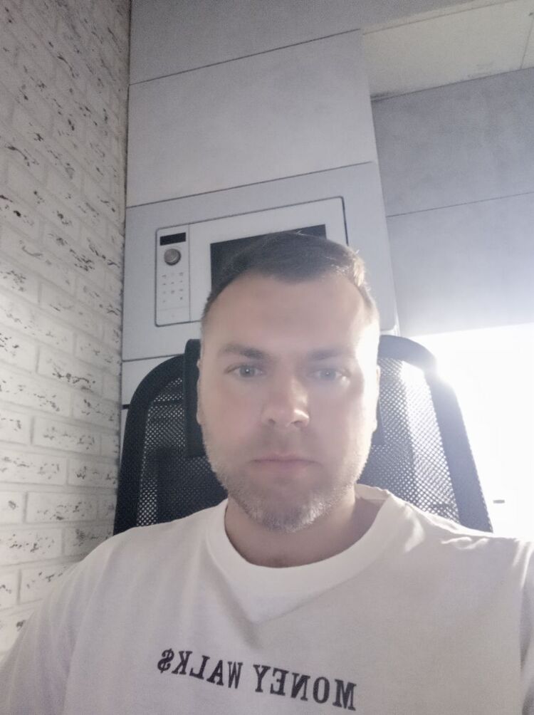  53229067  , 39 ,    