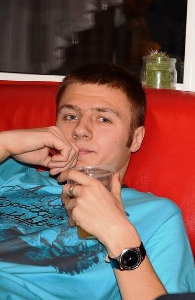  19487707  Ѹ, 34 ,    