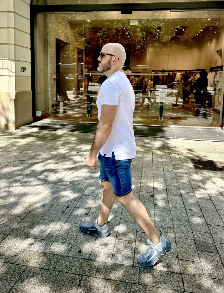  47384677  Roman, 36 ,    Courbevoie