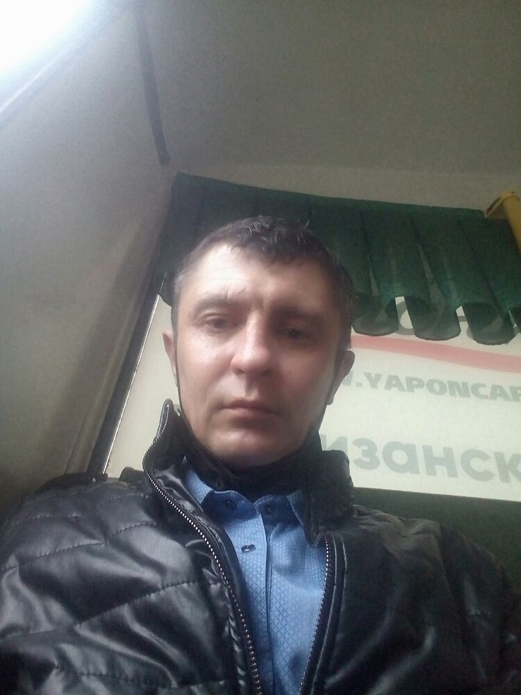  22958807  , 44 ,    