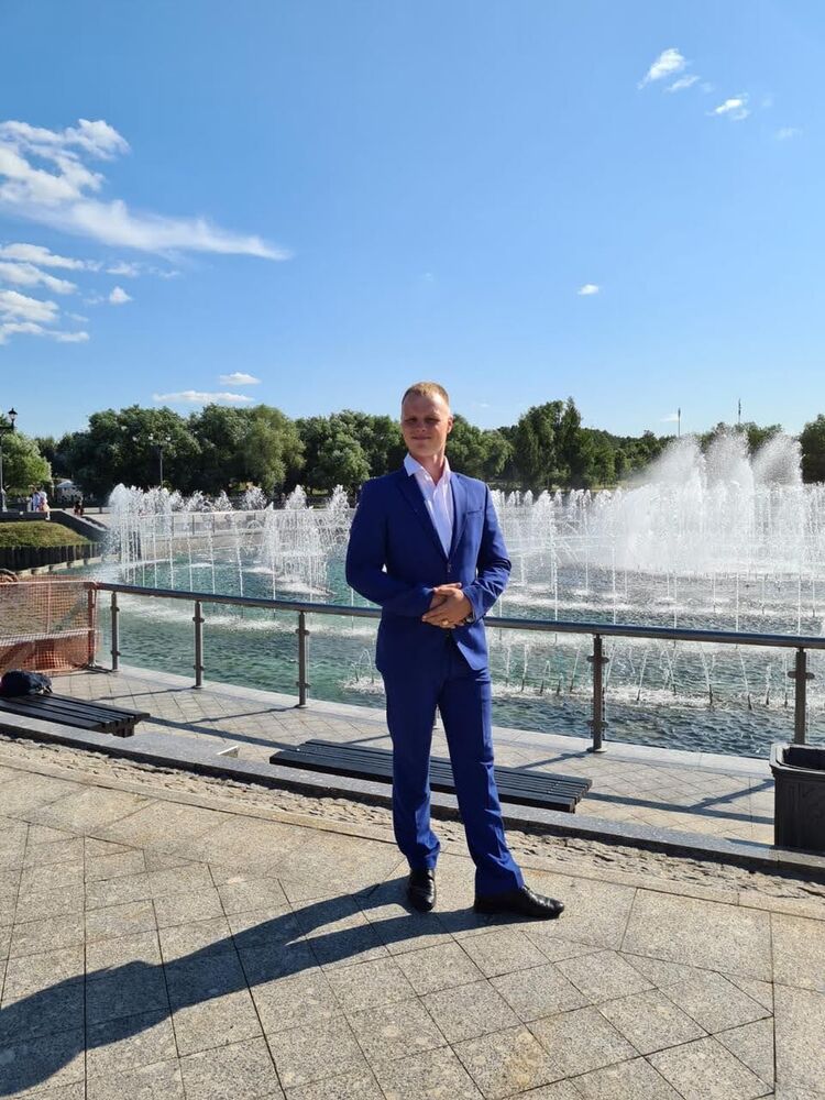  27042277  Andrey, 29 ,    