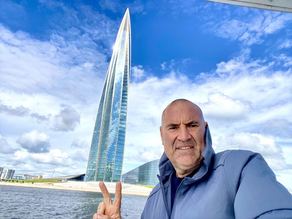  ,   Lilian, 46 ,   c 