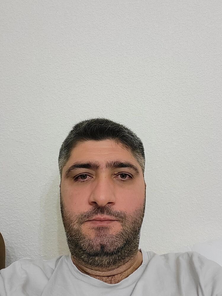  46768637  Lizer, 42 ,    