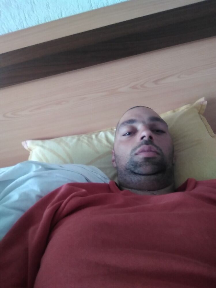  20808277  , 34 ,    