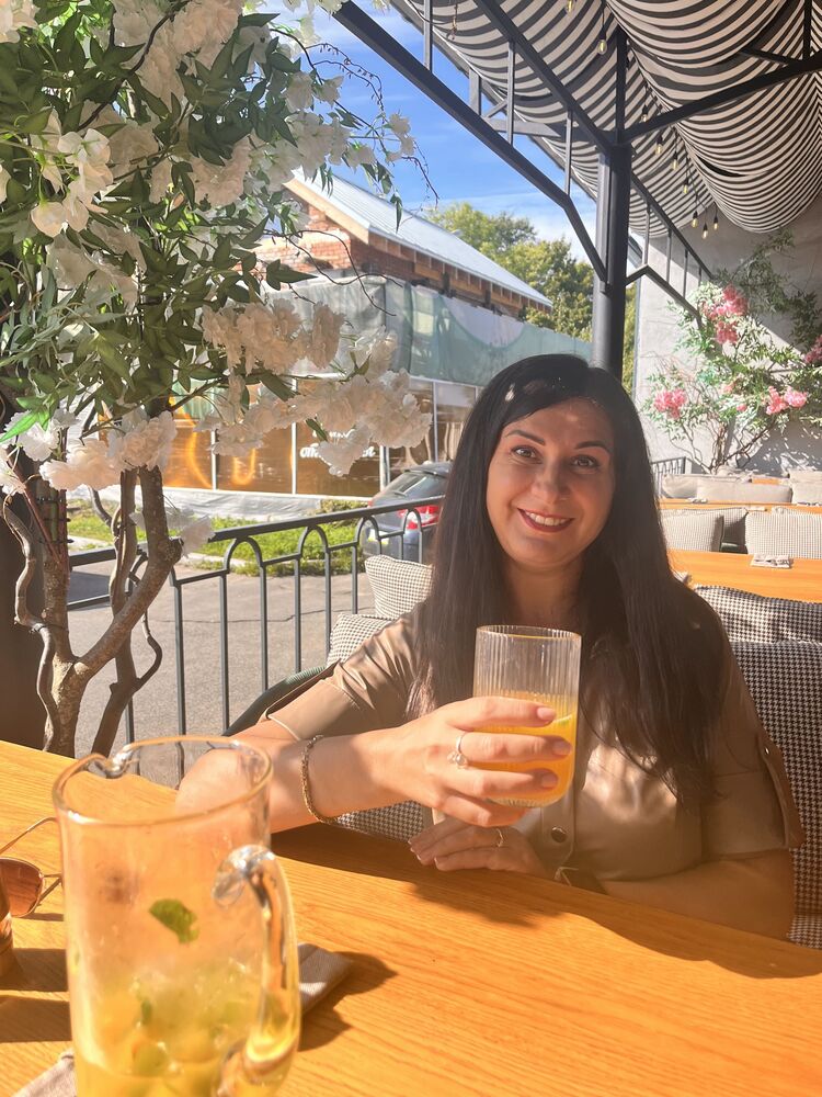  37622347  , 43 ,    -