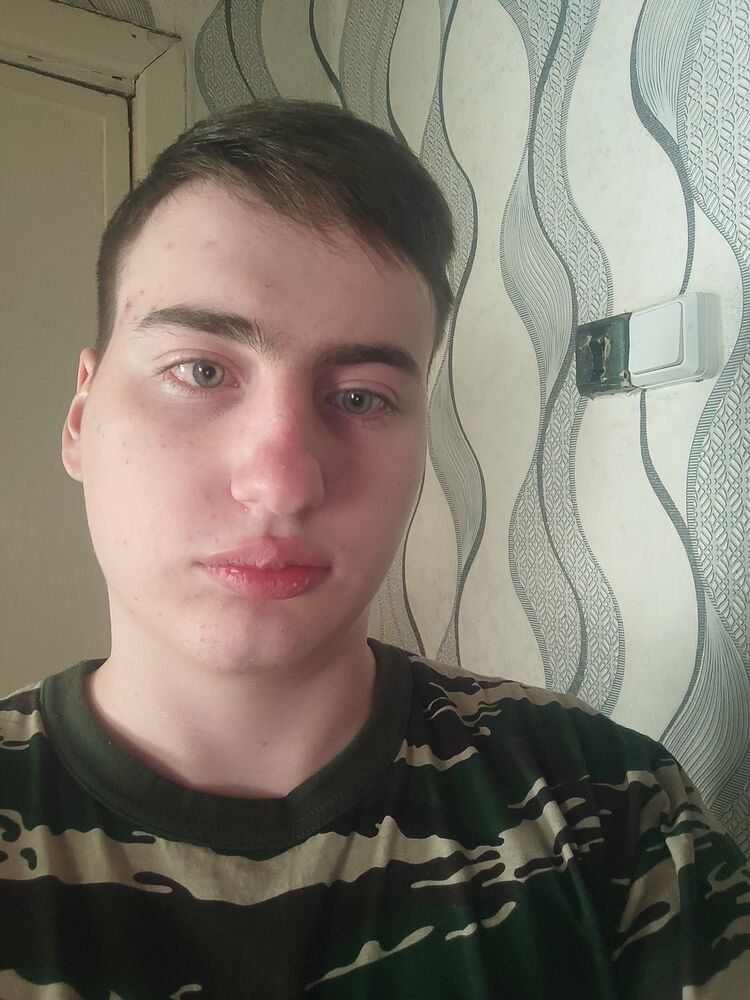  49858117  , 19 ,    