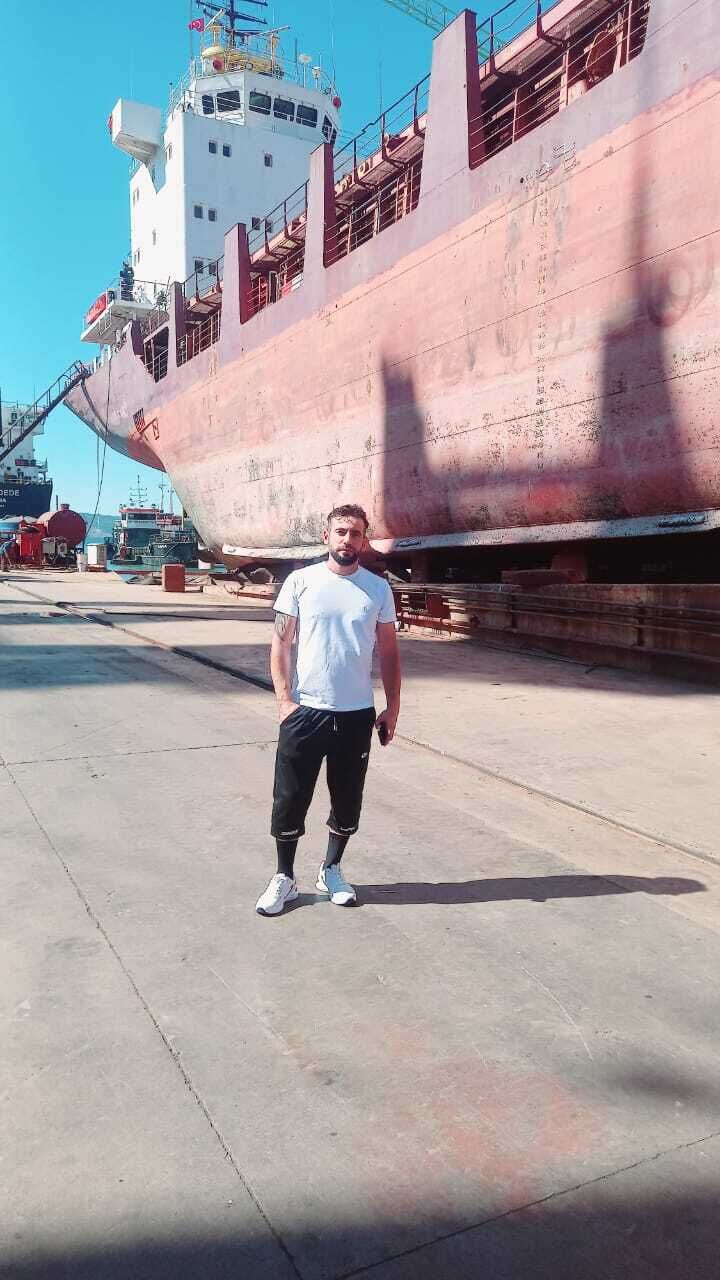  50234567  Aslan, 31 ,    