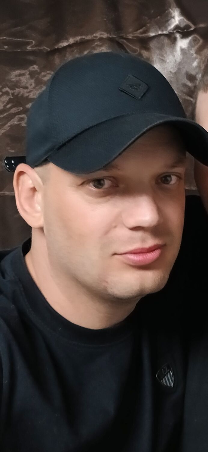  49671817  Boris, 35 ,    Deleted