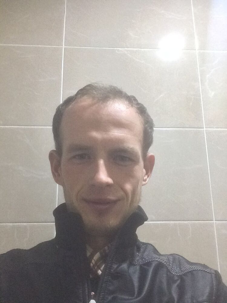  18562767  , 30 ,    