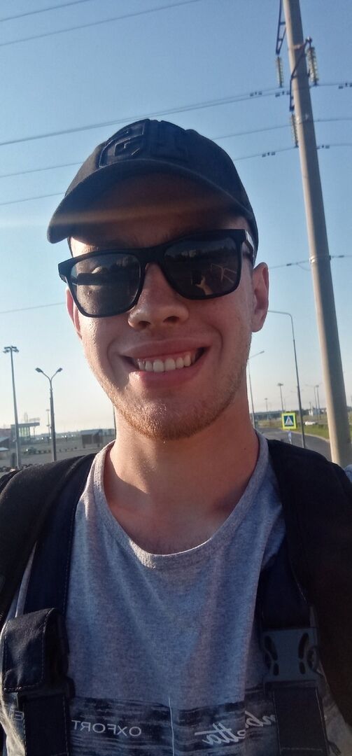  ,   Ruslan, 24 ,     