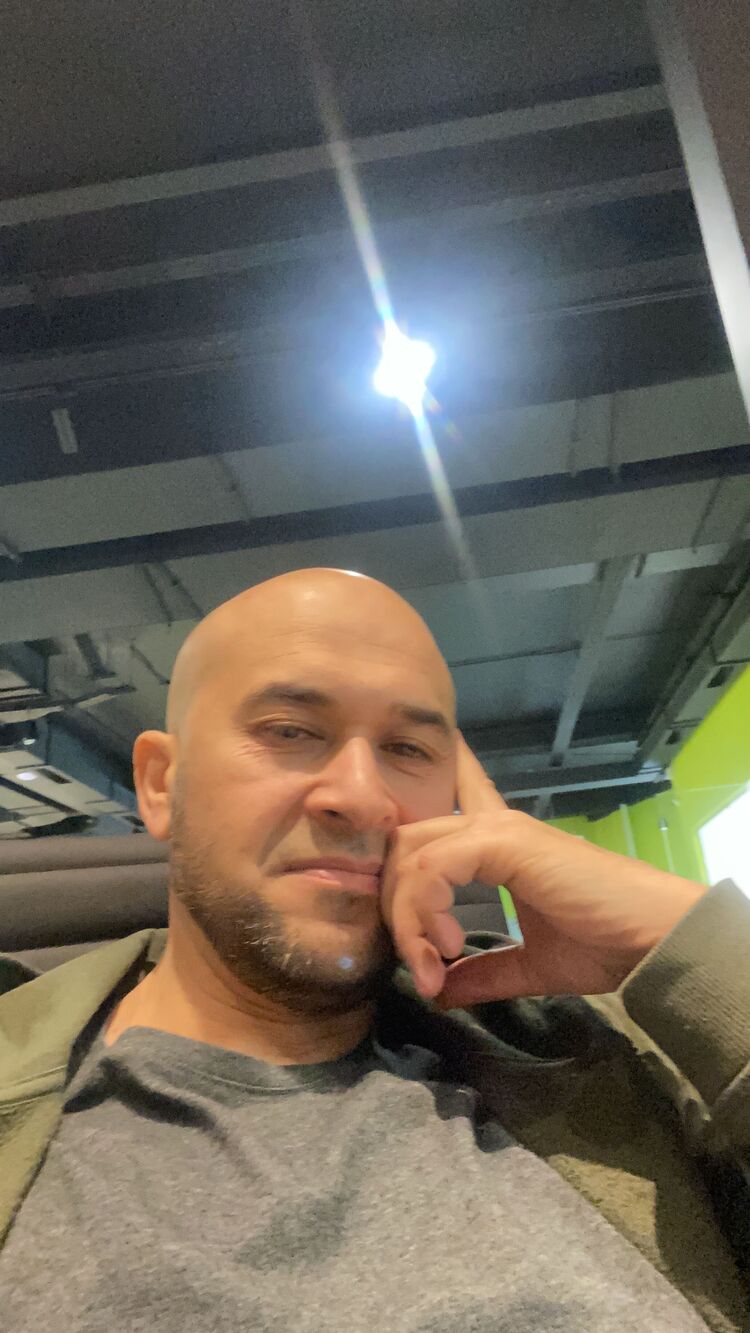  52733917  , 25 ,    