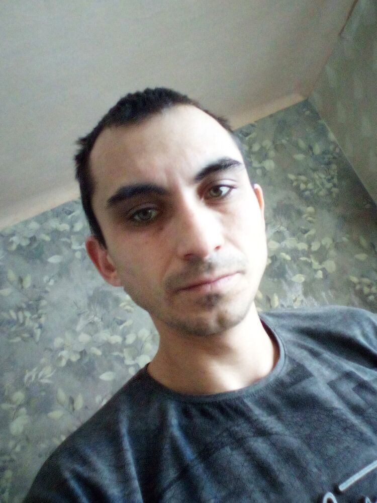  49520377  , 31 ,    